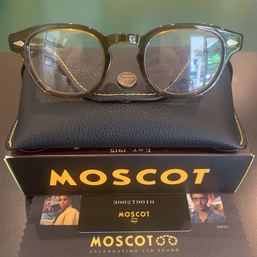 MOSCOT ORIGINALS NYC LEMTOSH
OLIVE BROWN 46mm Round Eyeglasses 